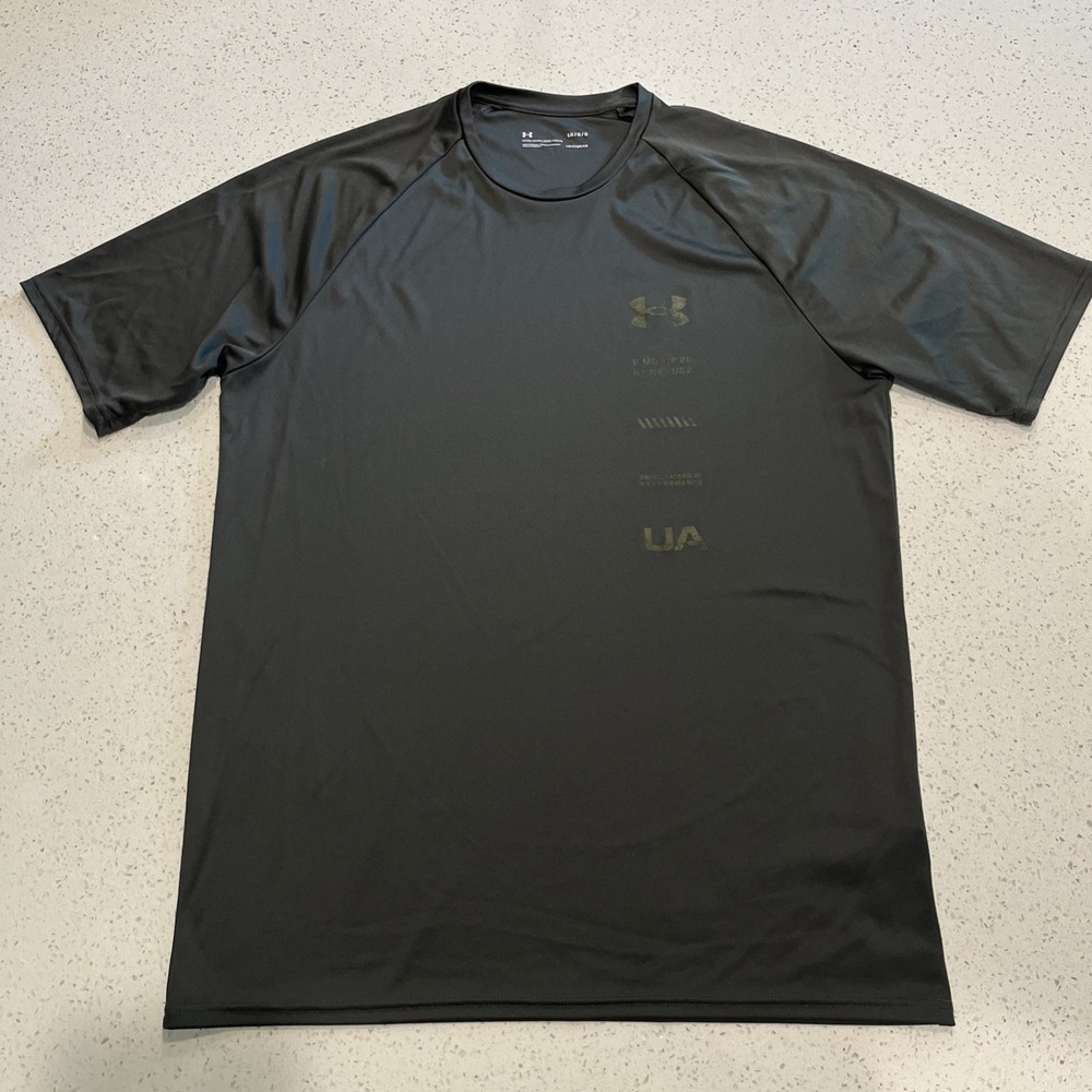 Under Armour HeatGear Loose Fit T-Shirt Gray Men's Size LG Athletic Athleisure